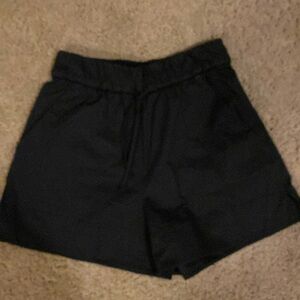 Lululemon cinch waist shorts